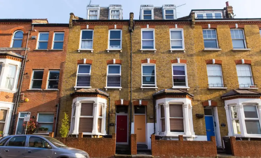 raleigh house (4)-1500x906